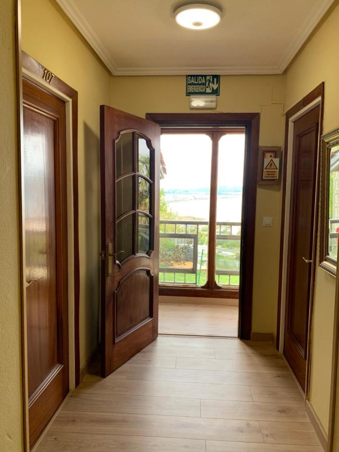 Hostal El Carro 라레도 외부 사진